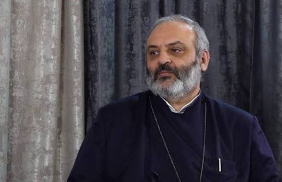 Տեսանյութ. Վերաքննիչ դատարանը Բագրատ Սրբազանի խափանման միջոցը փոխել է տնային կալանքի