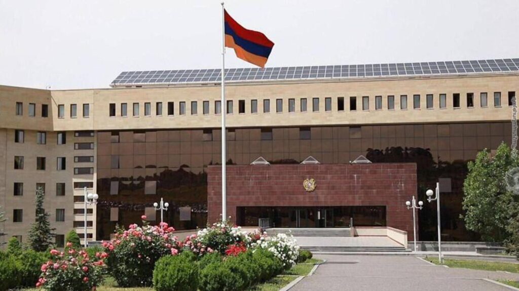 ՊՆ-ն չի վճարում հավաքների մասնակիցներին