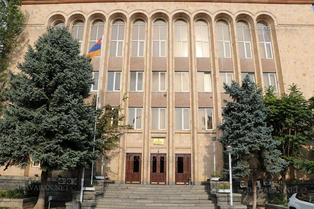 ՍԴ-ն քննության է ընդունել ԱԺ ընտրությունների արդյունքներն ամփոփած ԿԸՀ որոշման դեմ 7 քաղաքական ուժերի դիմումները