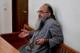 Վերացվել է Միքայել Սրբազանի նկատմամբ կիրառված տնային կալանքը