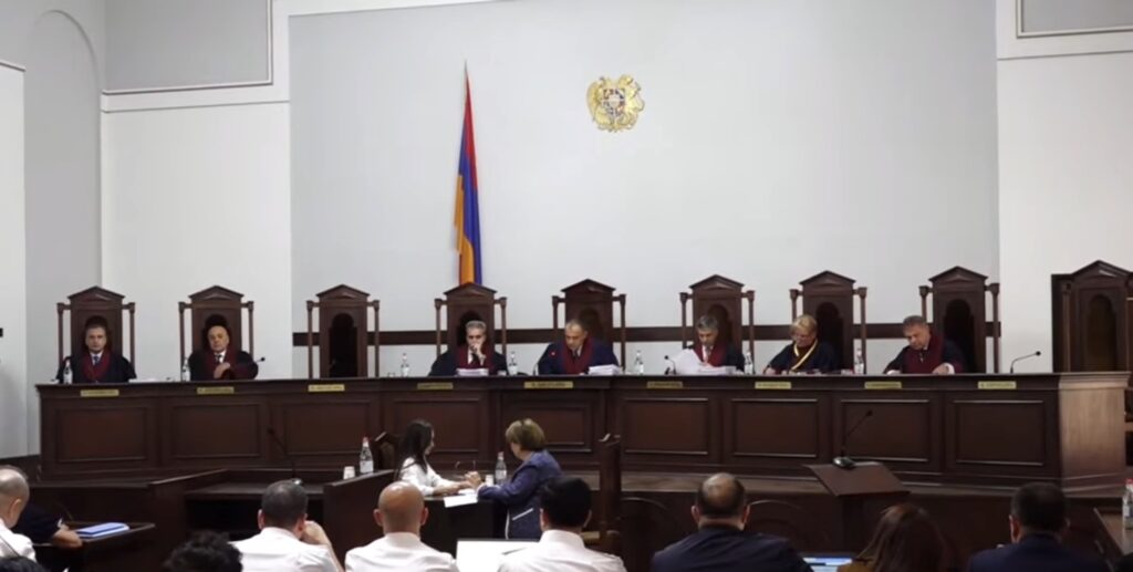 Ուղիղ. ՀՀ Սահմանադրական դատարանը սկսում է 7 կուսակցությունների հայցի քննությունը՝ հունիսի 7-ին կայացած ընտրությունների արդյունքներն անվավեր ճանաչելու վերաբերյալ