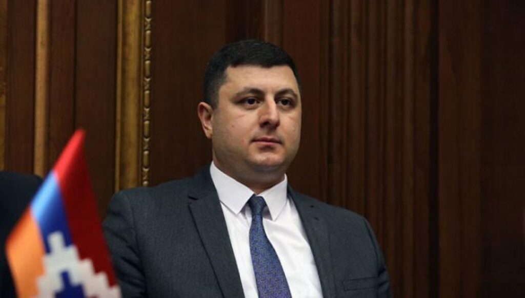 Իշխանությունը գունազարդ հաղորդագրությամբ հերթական փուչիկն է փչել, անունը դրել՝ քրեական գործ. Աբրահամյան