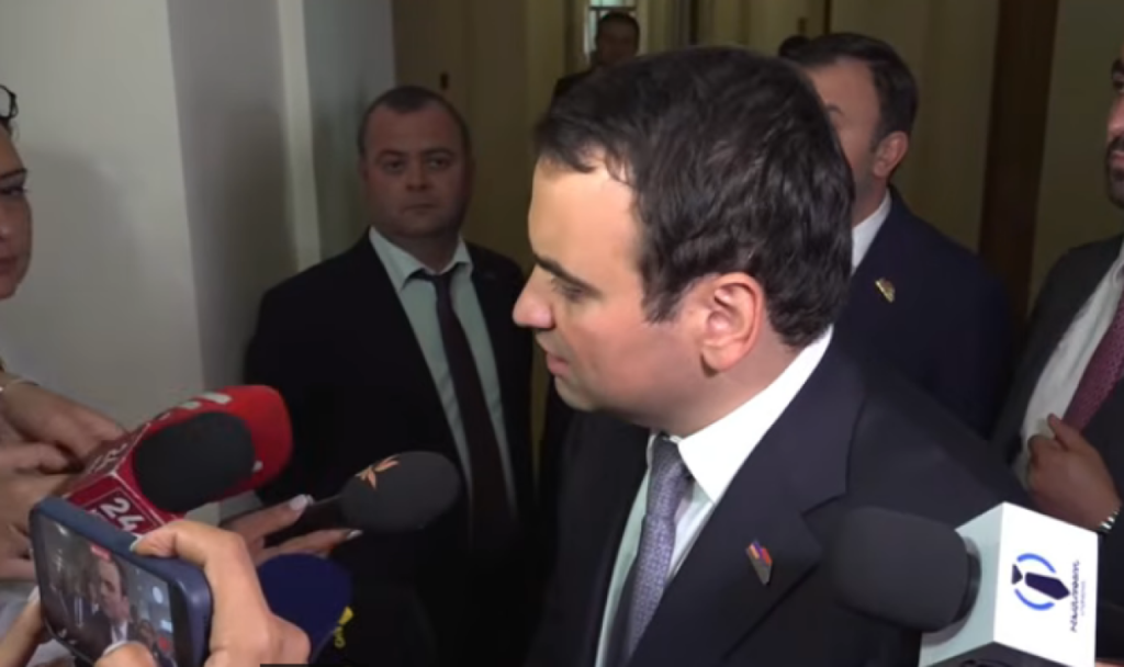 Հայկ Կոնջորյանը դժվար կարողանա ինչ-որ բան ասել մեզ. բարեկրթության ընդհանուր նորմերի խնդրահարույց պահ էր. Կարապետյան