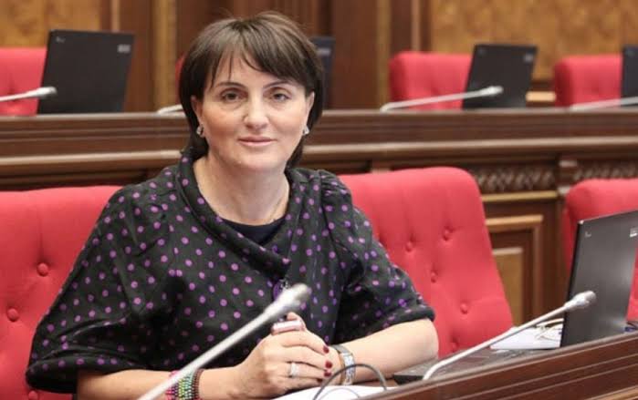 Լրագրողները Երասխի կռիվներում միայնակ են. Մարգարիտ Եսայան
