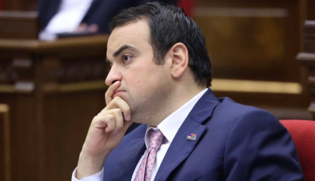 Շատ հարցեր կան